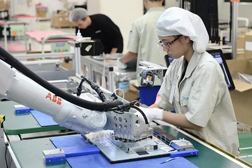 ABB機(jī)器人助佳世達(dá)打造優(yōu)質(zhì)3C裝配測(cè)試產(chǎn)線